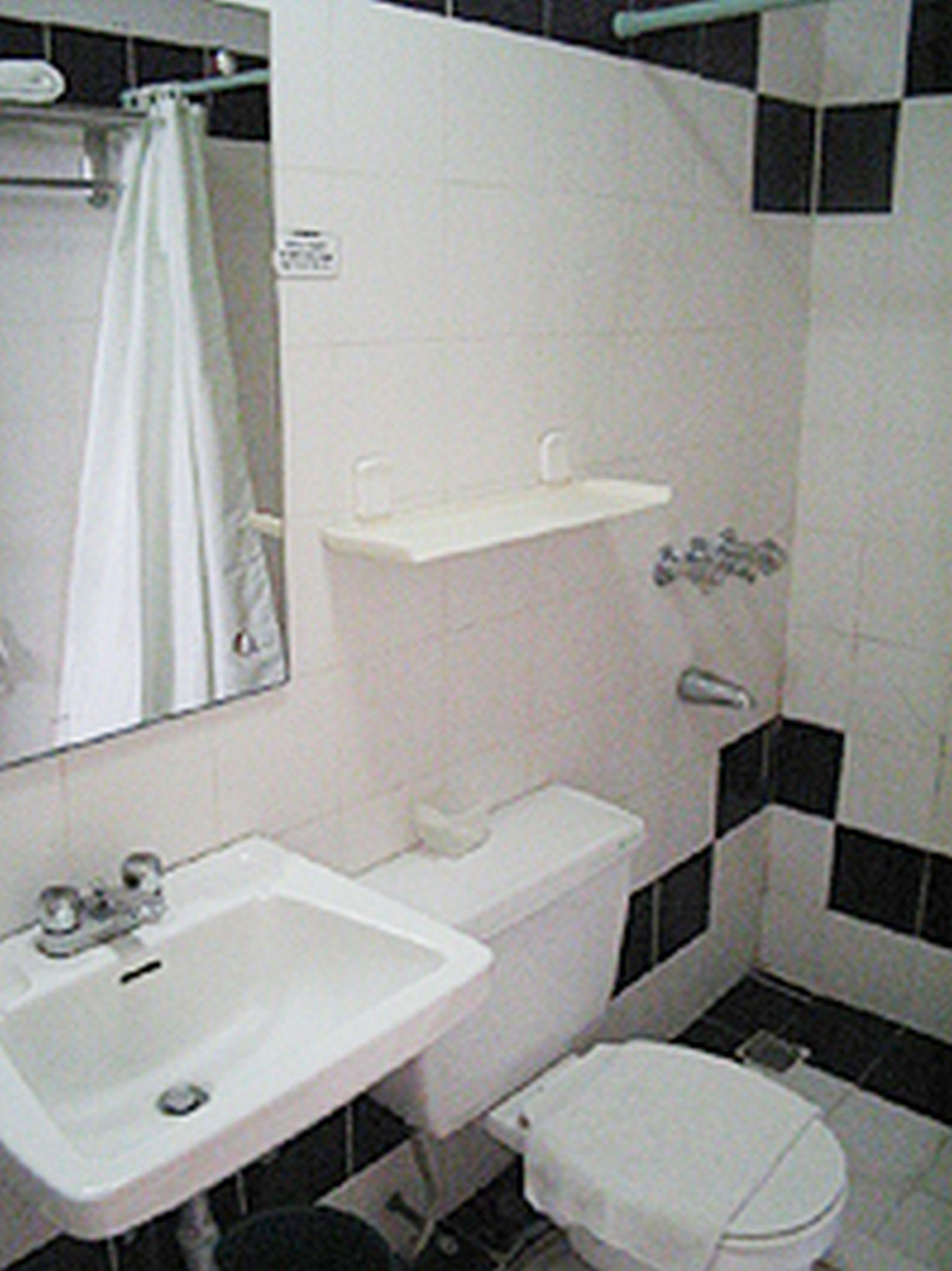 Richmond Plaza Hotel Tabok Exterior photo